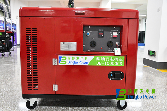 电启动、双AC接口、万向静音轮,这台8KW静音广西顶博发电机组制造,从家庭应急到户外作业全适用